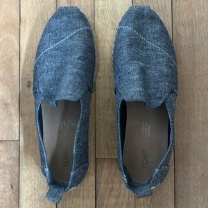 TOMS Espadrilles